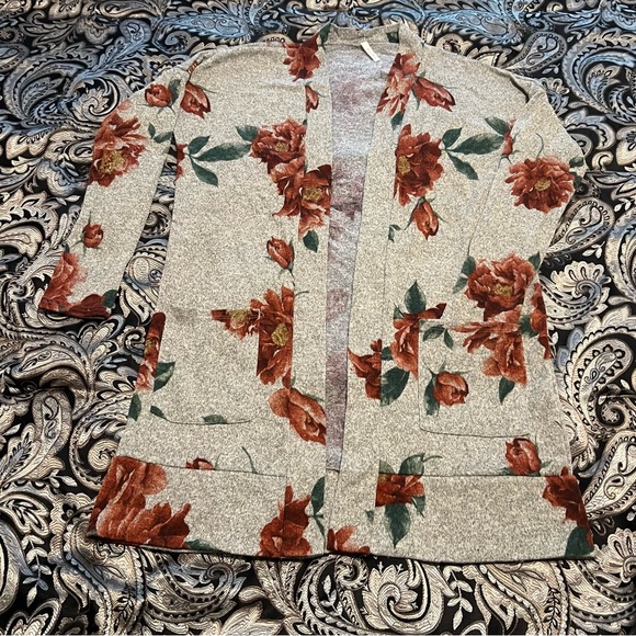 Floral Print Knit Cardigan - Picture 1 of 1